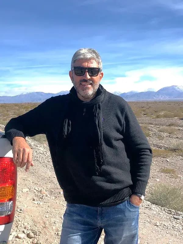 Eduardo Eschoyez